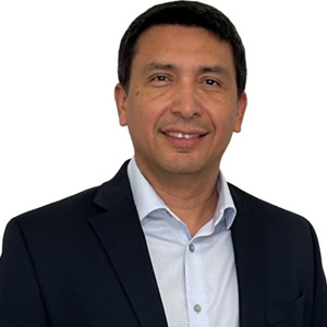 Roberto Artiga
